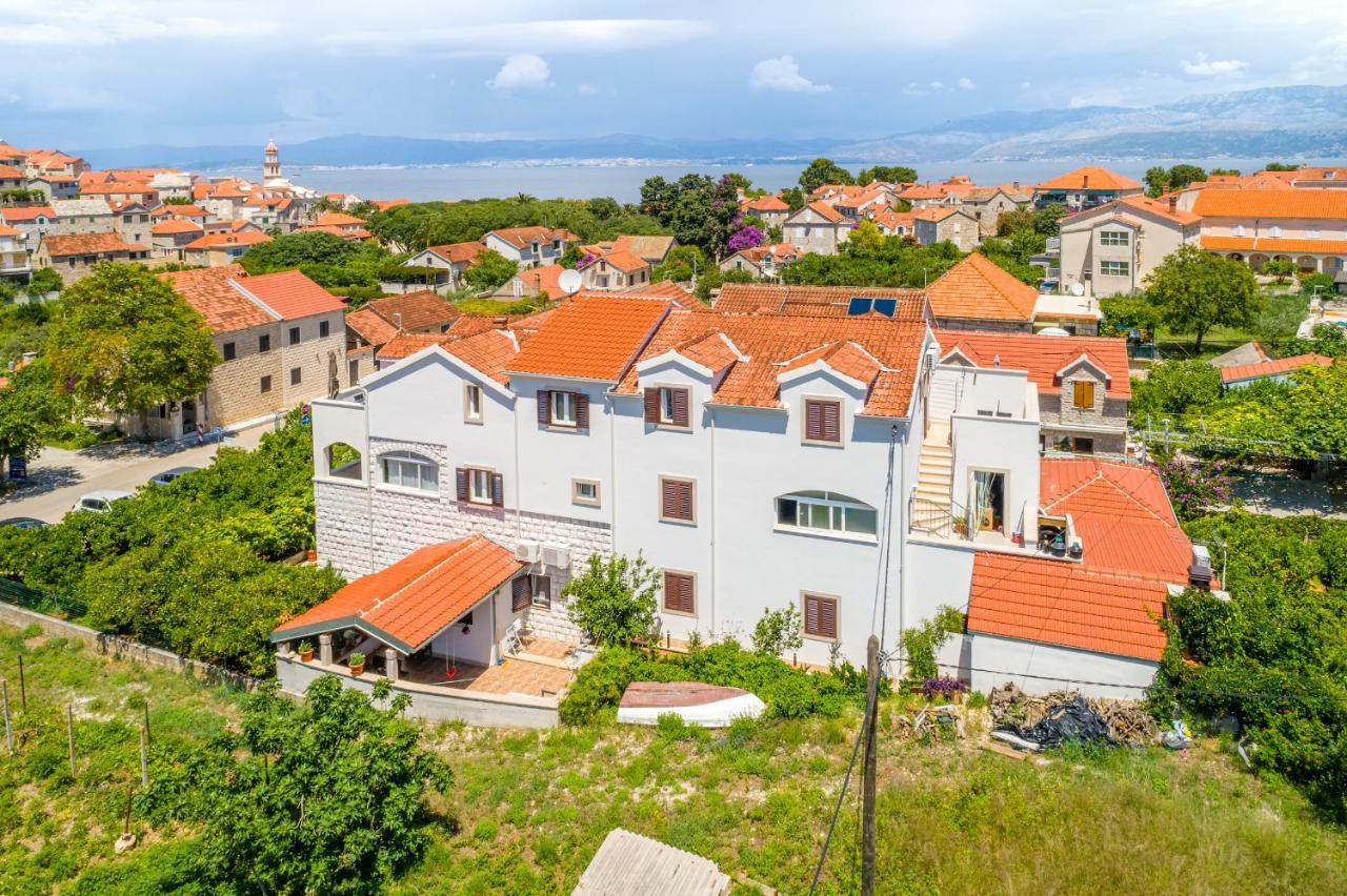 Villa Dinka Sutivan Zewnętrze zdjęcie