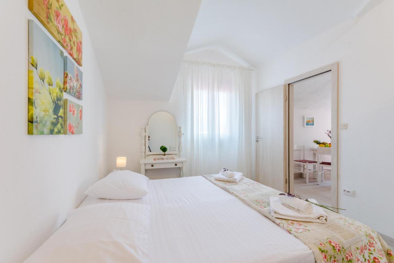 Villa Dinka Sutivan Zewnętrze zdjęcie
