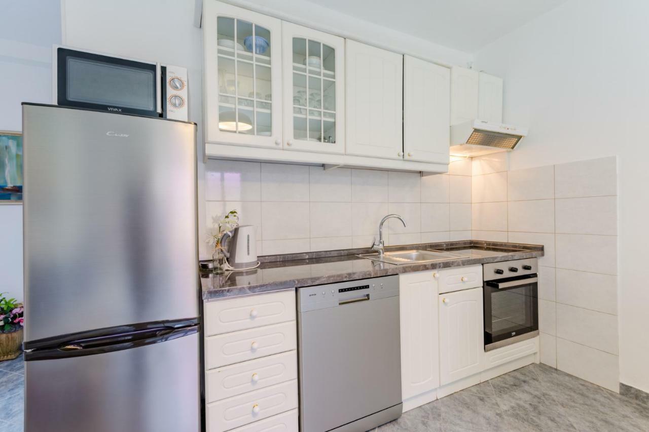 Villa Dinka Sutivan Zewnętrze zdjęcie